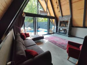 Nevbahar Sapanca ile Lüks Bir Tatile Merhaba Deyin