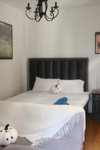 Vani Hanoi Ly Nam De - Cozy - Giá tốt - Gia Đình - 500m tới đường tàu