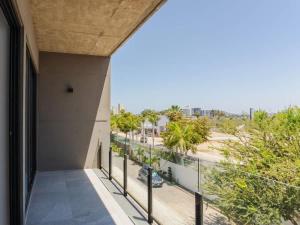 Modern apartment in Sabalo with pool & grill