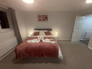 Large 4 bedroom Family let, Contractor, Corporate