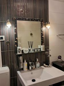 ART ROOM in greeny Rose resort