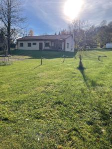 Sunny Garden Bungalow