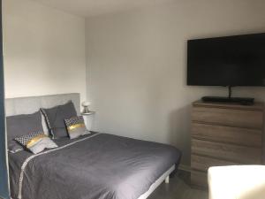 Charmant T1 Annecy velos parking prive