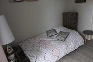 Charmant T1 Annecy velos parking prive