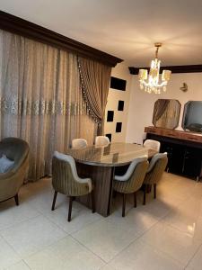 Spacious Family -only 3BR Retreat in 6 October -Cairo-3rd floor