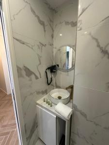 MOON 46 - Appartement Nice 6P