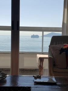 Vista espetacular à beira-mar