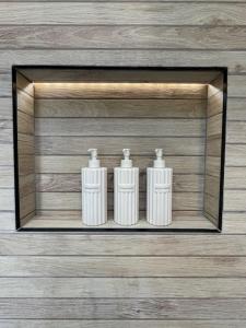 The Summer House - Tiny Home with Hot Tub