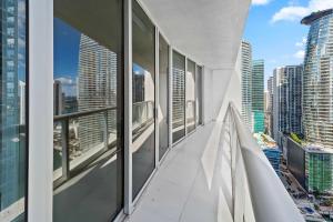 Luxury Waterfront Brickell ICON W-Hotel Balcony Water Views