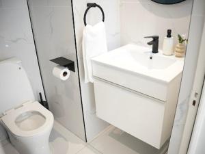 Cherrywood Guest House