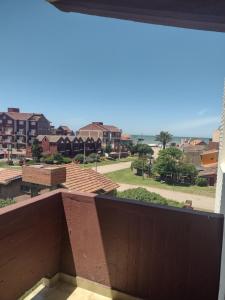 Depa a una cuadra de la playa y balcón con vista al mar