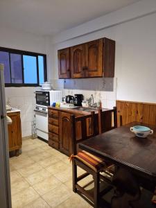 Depa a una cuadra de la playa y balcón con vista al mar