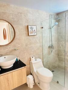 Serena Village Paradise 2BR Apt with Pools and Shuttle