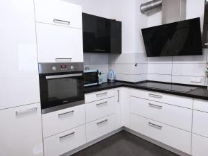 Platz für Gruppen - 4 Schlafzimmer mit TV
