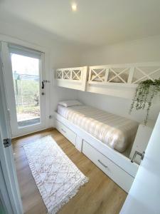 5min walk to beach and center