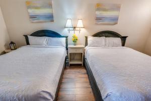 Oceanfront Remodeled Condo with Pools, Coral Beach