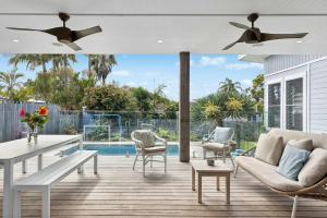 Hibiscus by Coast Hosting
