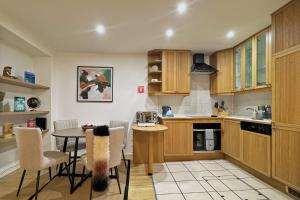 Spacious 1 Bed Apt in Central London SW5