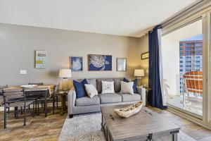 Shores of Panama 1708 condo