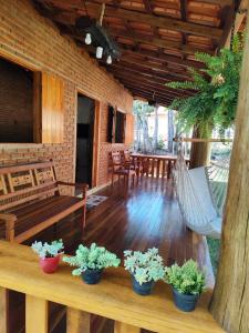 Sítio ao lado da cachoeira