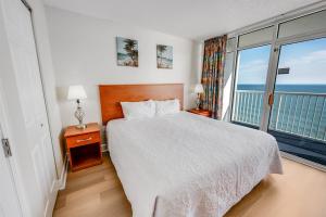 New High Floor, Direct Sea Watch, Beautiful Decor!