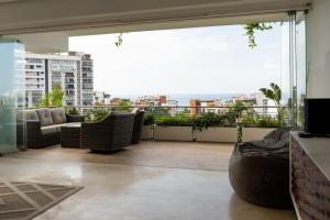 1 Bd 2Bath 2nd floor Apartment