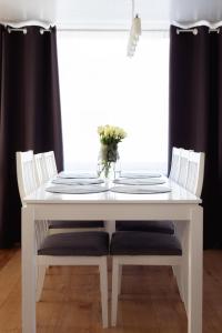 3-Room Central Railway station