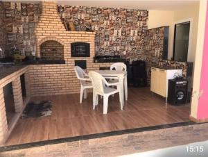 Linda casa com piscina