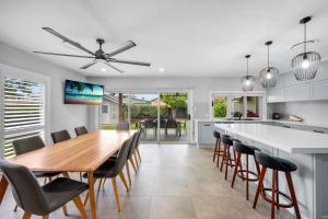 Hamptons by the Bay - Belle Escapes Jervis Bay