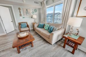 Beautiful Two-Bedroom Resort with Amazing Views!