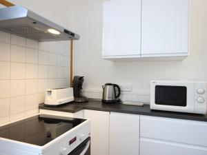 Appartement F2 avec terrasse et jardinet, proche centre Mont-Dore - FR-1-415-182