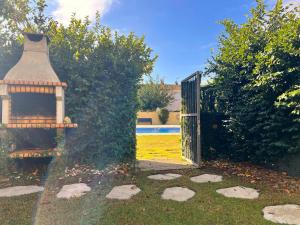Casa adosada con piscina. Paradis St Pere - ES-89-147