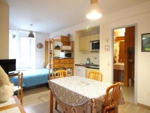 Appartement centre Mont-Dore, 4 personnes, ascenseur - FR-1-415-184