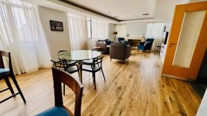 Flat Hotel 4 Estrelas no Jardins 9 andar - com vaga e serviços