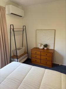 Pine Lea Lodge - Wi-Fi and Pet Friendly