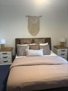 Pine Lea Lodge - Wi-Fi and Pet Friendly