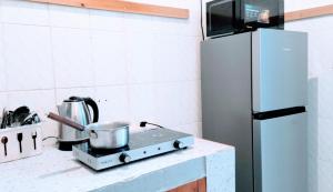 Madonna 1BR Apartment with Fast WiFi and Pool