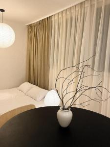 5 minutes from Sangsu Station, 5 minutes from Hongdae Street, Airport Bus, Sensory Accommodation