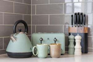 The Reach - A Coastal Family Haven