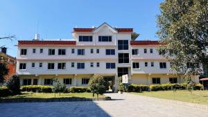 Tharlam Guest House