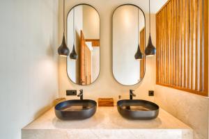 Socis Del Boti Luxury Villas