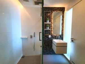 The room, luxury condo 21fl 1 Bedroom ,near bts