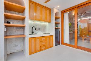 Modern 1BR Villa Bougenville LaLuxe A15 Sanur