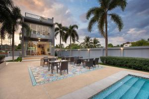 3BR Pool Access Villa near Mission Hills Golf - Argent 7