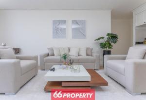 Modern 2BR Condo Near Maya with Doi Suthep View