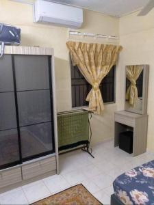 D Baity Homestay Gemas-MALAY ONLY