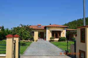 Kavala Villa 360 degrees green