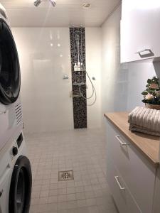 Cozy 4 bedroom house with sauna