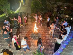 Homestay duy mạnh gần suối nước khoáng nóng trạm tấu