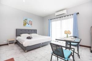 Siam Condo Apartment, 600 metters to Bang Tao beach